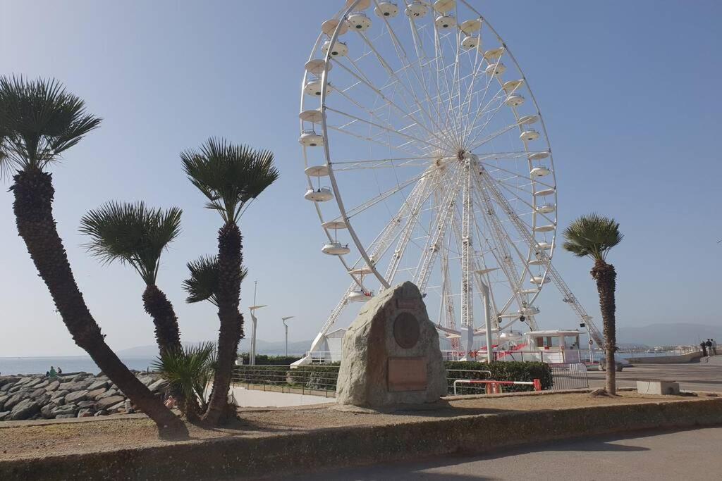 T2 Climatise A 5 Minutes A Pied De La Plage Avec Parking, Piscine Et Wifi เฟรฌูส ภายนอก รูปภาพ
