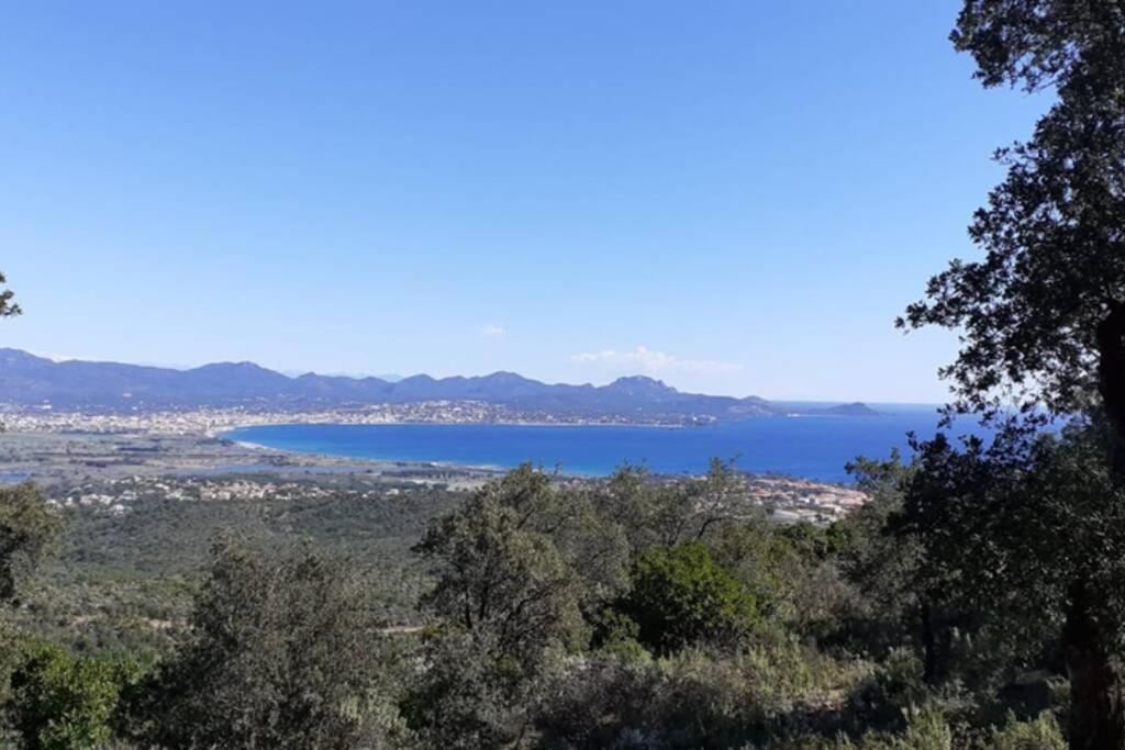 T2 Climatise A 5 Minutes A Pied De La Plage Avec Parking, Piscine Et Wifi เฟรฌูส ภายนอก รูปภาพ